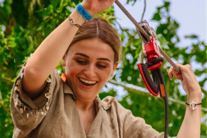 Accès accrobranche & tyrolienne géante - app.name