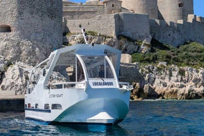 Tour 2 h Discovery of Marseille by the sea - Bonjour Fun