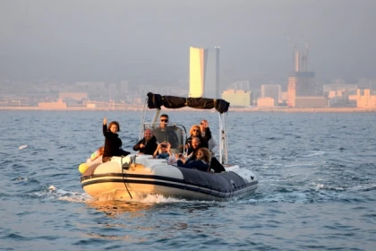 Tour 2 h Discover Cote Bleue by sea - Bonjour Fun