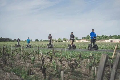 Balade Segway - "Autour du Lac Bleu et des châteaux de Léognan" (1h) - app.name