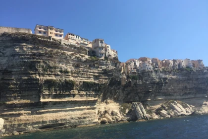 Bonifacio et ses falaises  - app.name