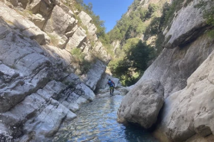 Gours du Ray Canyon - Level 1 - Beginners - Bonjour Fun