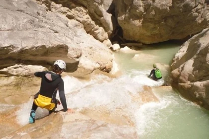 Canyoning le Riolan, sport 1 journée (+ 14 ans) - app.name