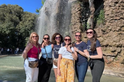 Special bachelorette party treasure hunt in Nice - Bonjour Fun