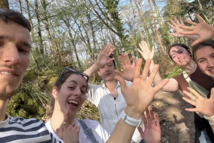 DIGITAL TREASURE HUNT ON FOOT OR BY BIKE - Bonjour Fun