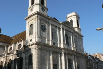 CLÉS DE VILLE - app.name