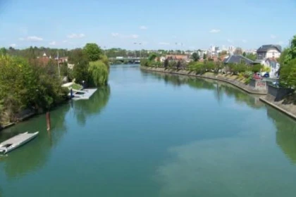 Découverte en ULM du VAL DE MARNE avec Commentaires culturels immersifs - app.name