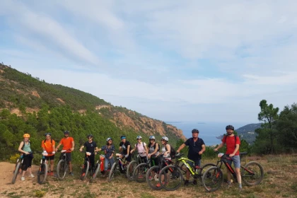 Découvrez le Massif de l'Esterel en Vtt électrique TREK  - Location - app.name