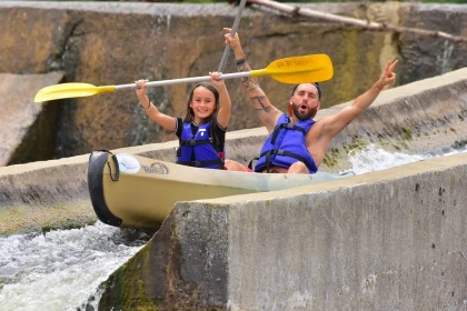 Descente Familiale de l'Ardèche en Canoë Kayak : 3h00 - env 12km - app.name