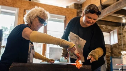 Duo mini-atelier fleur ou boule de Noël - app.name