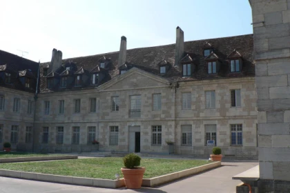 ECOLE-VALENTIN, LA CHAPELLE DE LA MISSION - app.name