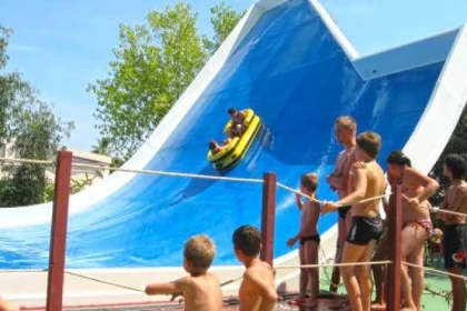 Entry to Aquasplash Antibes - Discount - Bonjour Fun