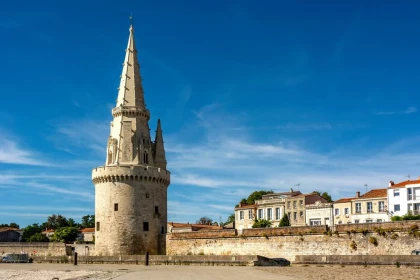 Entrée Tour de la Lanterne - app.name