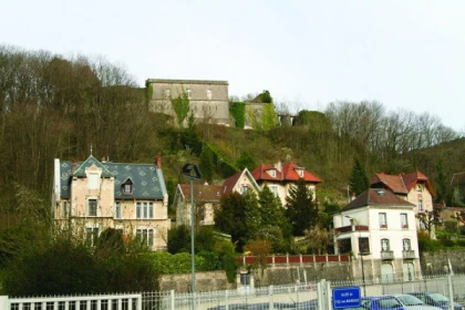 FORT DE BEAUREGARD - app.name