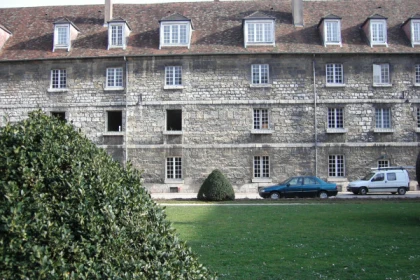 HISTOIRE DE LA CASERNE À BESANÇON - app.name