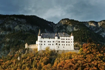 Tratzberg Castle - app.name