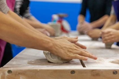 Initiation au modelage en poterie céramique - app.name