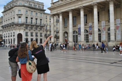 Jeu de piste Le voleur du Grand Théâtre - app.name