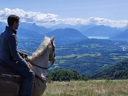 Le Salève - app.name