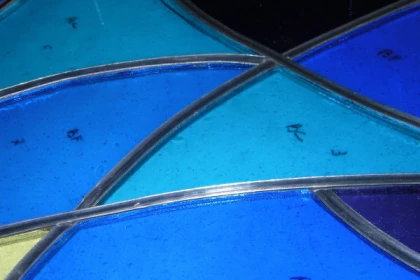 Le verre dans tous ses éclats - app.name