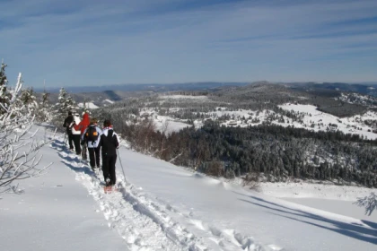 Les balcons du Lac Blanc en raquettes à neige - app.name