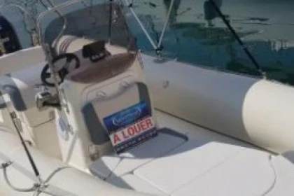 Location Bombard Sunrider 650 - 150 cv - app.name