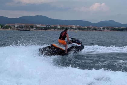 Location JET SKI SEADOO GTI 155 (3 personnes ) - app.name