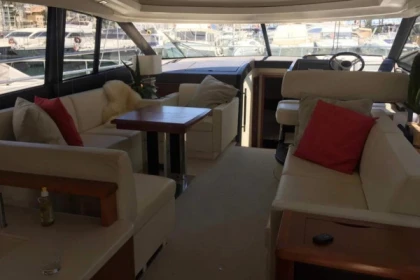 Location yacht Jeanneau prestige 500S  (10 personnes) - app.name