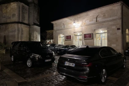 Mise à disposition véhicule/chauffeur Soir - 8H - app.name