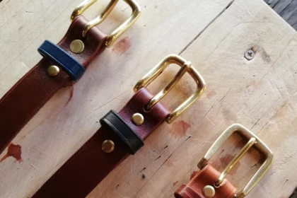 First attempts at leather crafting - Bonjour Fun