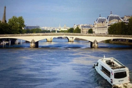 Premium pour 2 Personnes - Paris avec Champagne - app.name