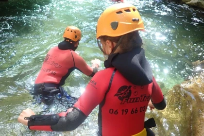 Aquatic Hike - Gorges du Loup - Bonjour Fun