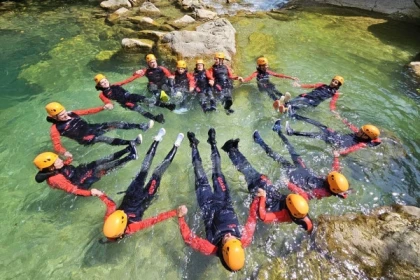 Aquatic Hike - Gorges du Loup - Bonjour Fun