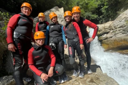 Aquatic Hike - Gorges du Loup - Bonjour Fun