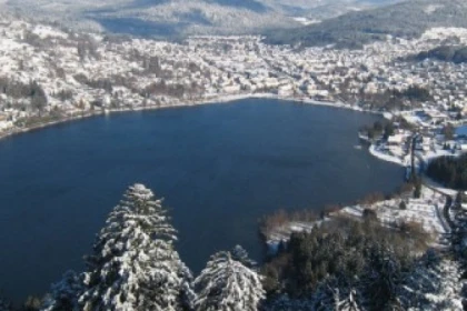 Raquettes à neige privative des lacs glaciaire - app.name