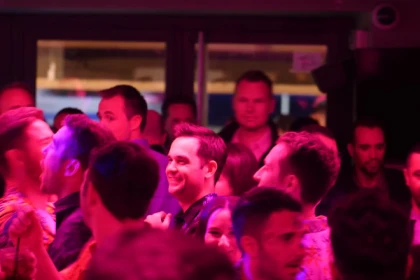 Riviera Bar Crawl Lyon - app.name