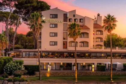 Séjour Réveillon festif face à la mer - Saint-Aygulf - app.name