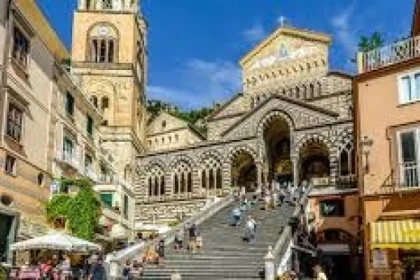 Sorrento and Amalfi Coast from Naples - Group Tour - Bonjour Fun