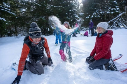 P'tits Trappeurs snowshoe outing - Bonjour Fun