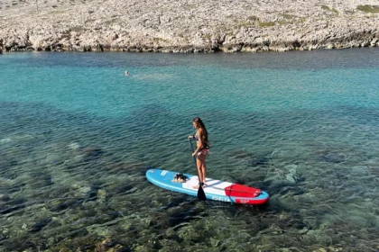 Stand Up Paddle Calanques of Marseille - Bonjour Fun