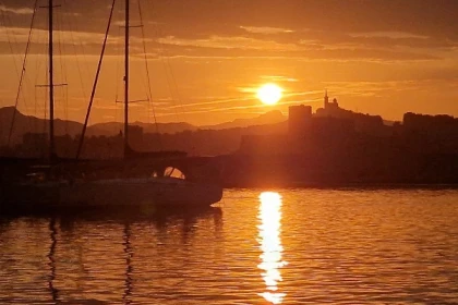 Tour 2 h - Sunset by boat - Bonjour Fun