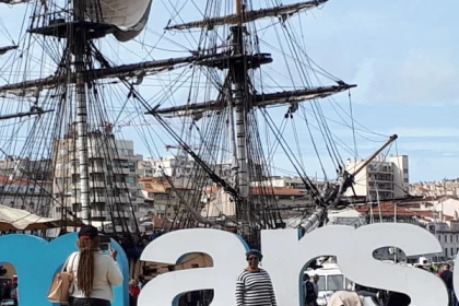 Visite de Marseille en Van (jusqu'à 8 personnes) - app.name