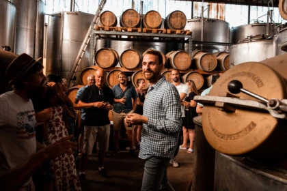 Visite et dégustation aux pieds des alambics - app.name