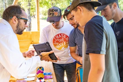 Votre chasse au trésor en kayak sur le lac  - app.name