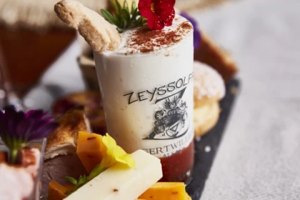 Tea Time around wine WITH or WITOUT Immersive cellar visit and tasting - Bonjour Fun