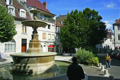 Battant, un village dans la ville : histoires de ses habitants - app.name