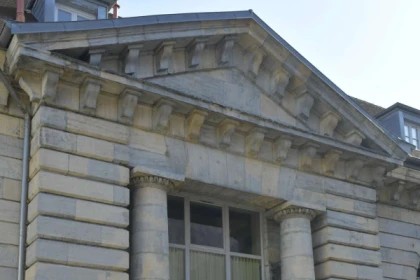 Besançon au siècle des Lumières : le retour à l'antique - app.name