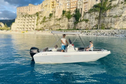 Boat rental Jaguar S E | Up to 6 people | No license - Bonjour Fun