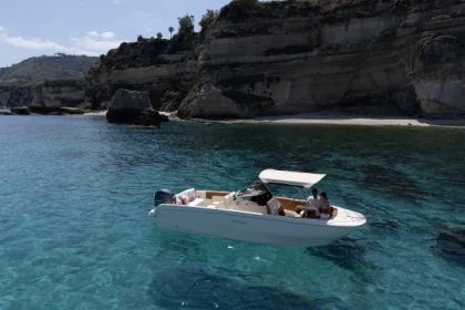 Capoforte FX 240 Rental | 9 People | License Required - Bonjour Fun