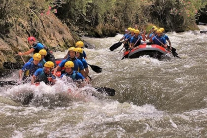 Rafting Río Genil - BenamejíEN - Bonjour Fun